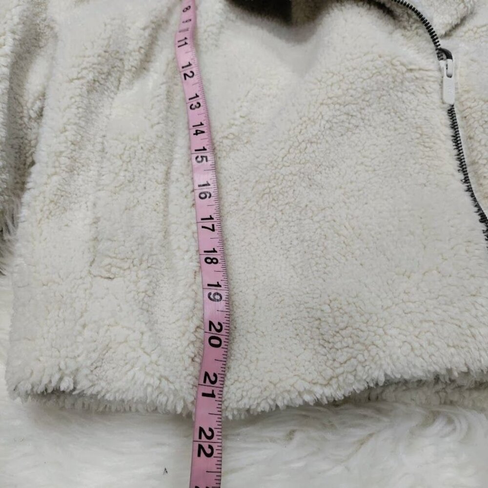 Lululemon Athletica Womens Small Textured Fleece Collared Cropped Jacket Bone - Picture 10 of 10